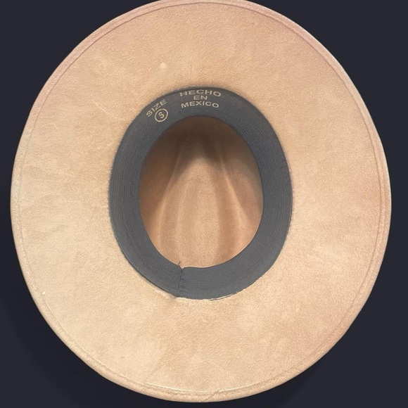 Chic Beige Women's Hat - Picture 2 of 3